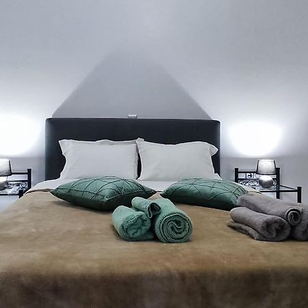 Modern Apartment In Itea Luaran gambar