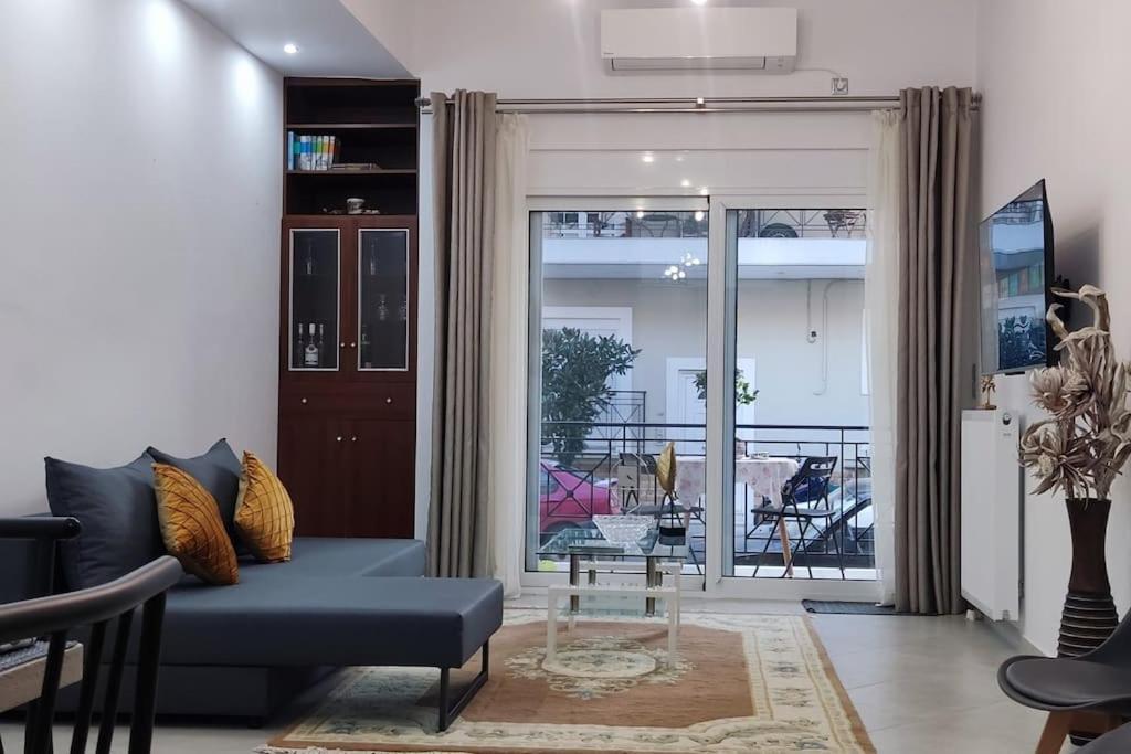 Modern Apartment In Itea Luaran gambar