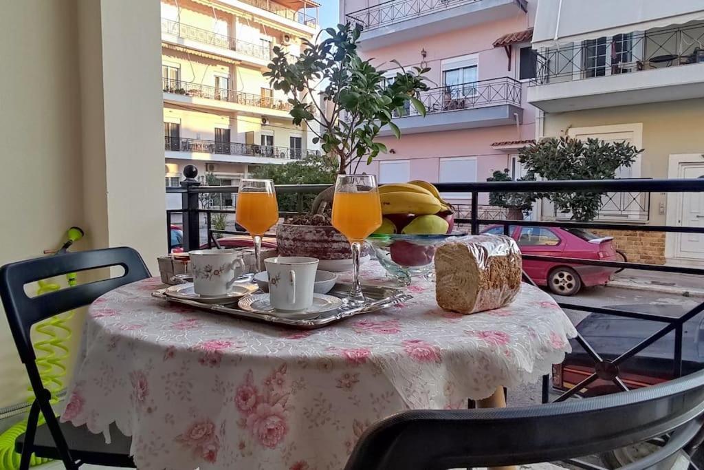 Modern Apartment In Itea Luaran gambar