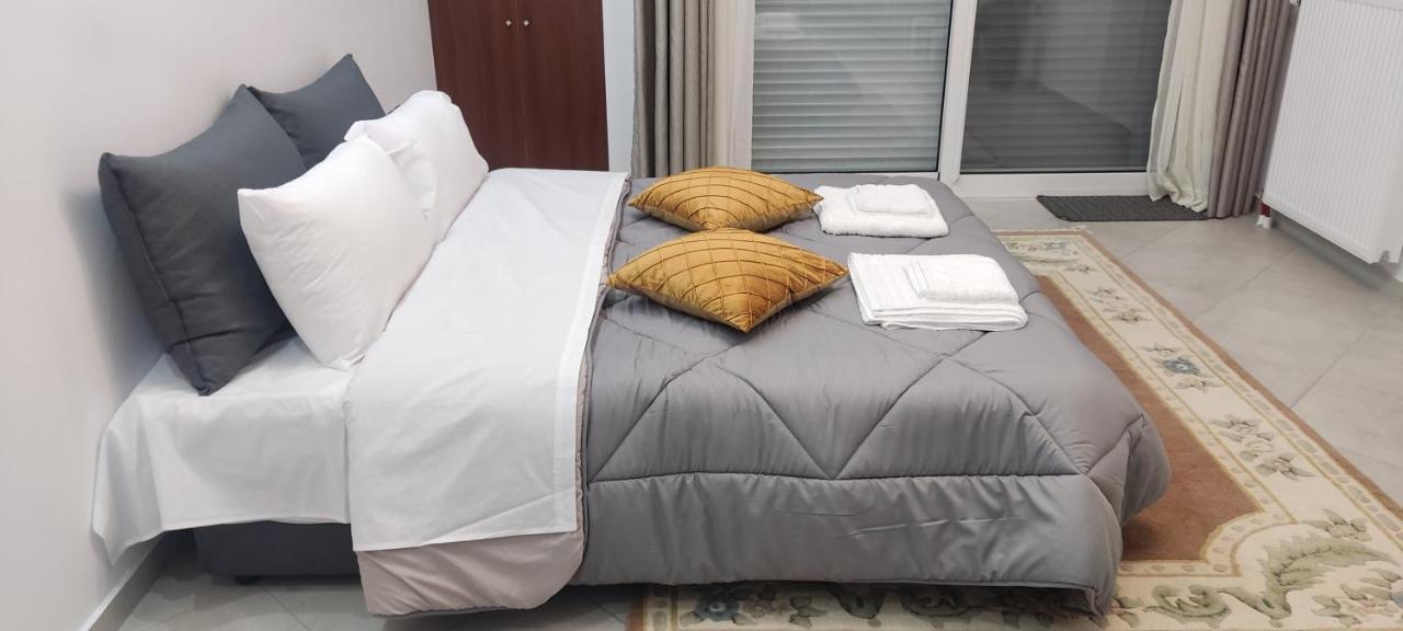Modern Apartment In Itea Luaran gambar